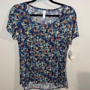 Lularoe Classic T top size M